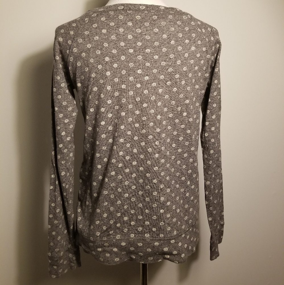 GAP pull over - Picture 4 of 5